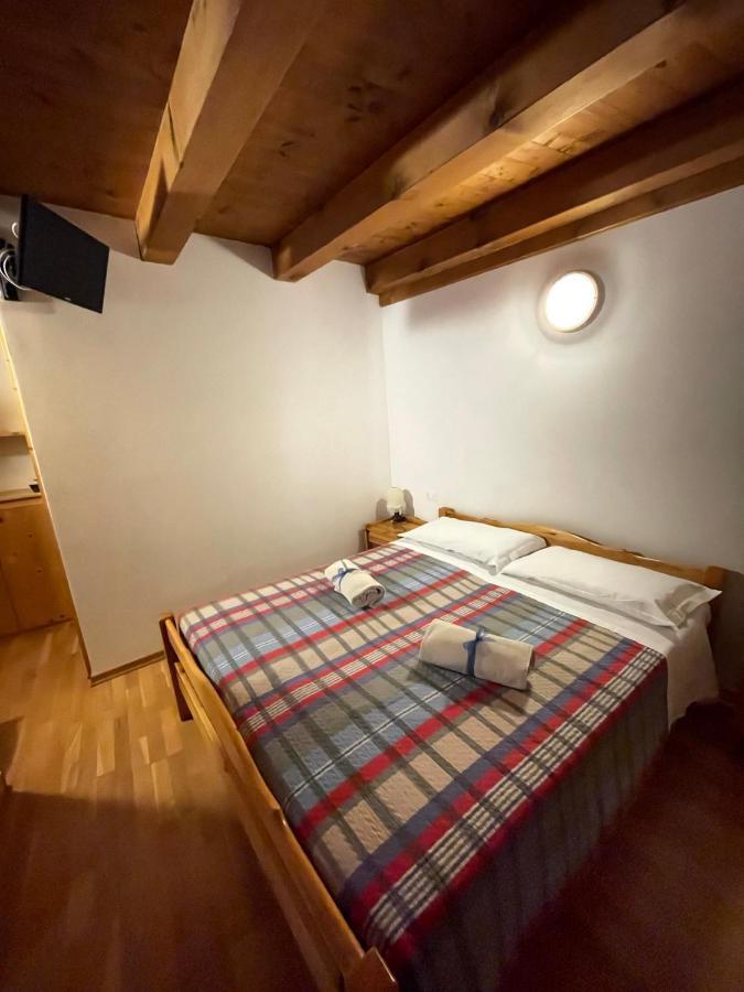 Bed and Breakfast Dependance Grimani Ampezzo Esterno foto